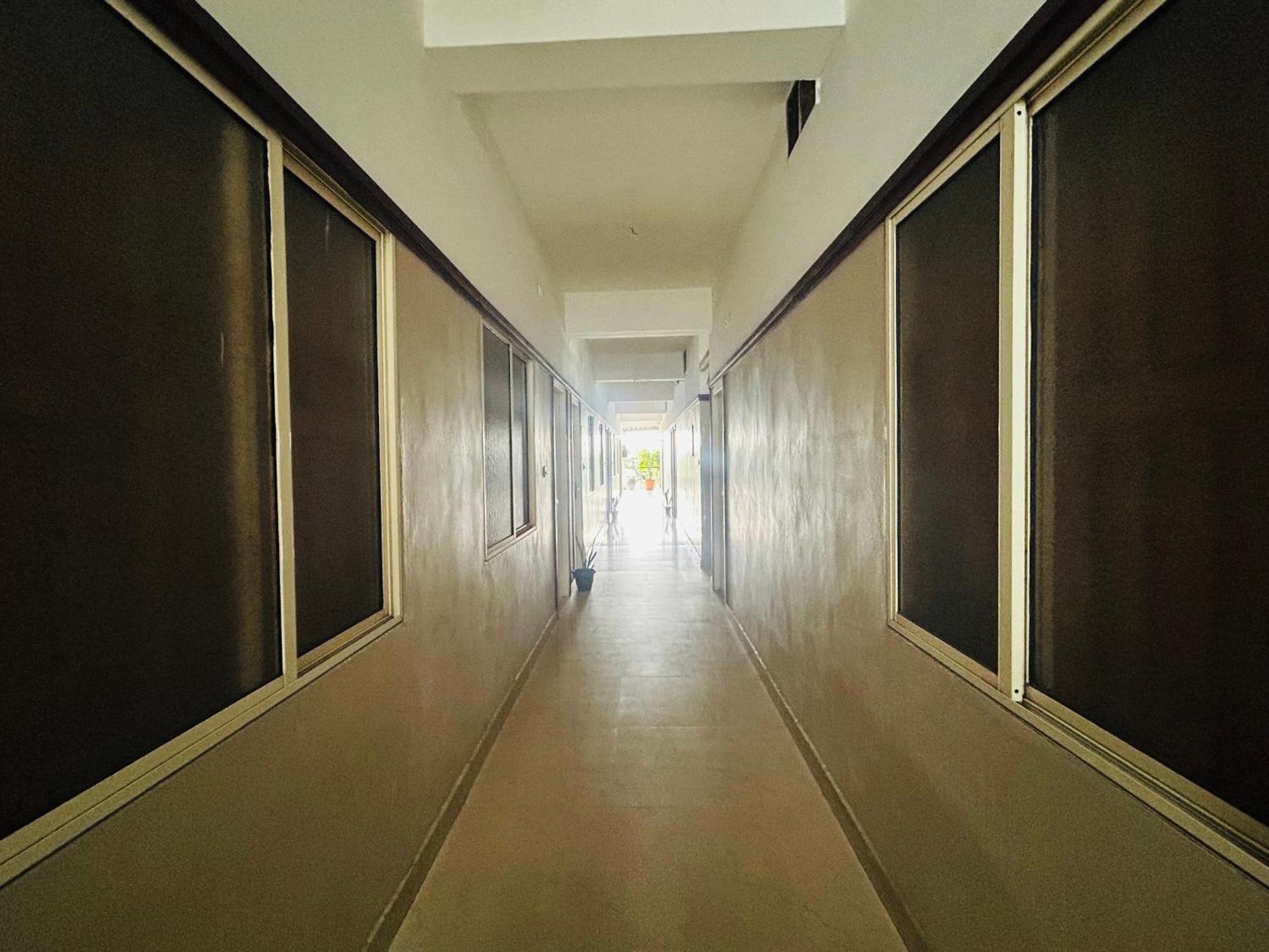 Rio Rooms Medical College Kozhikode Eksteriør bilde
