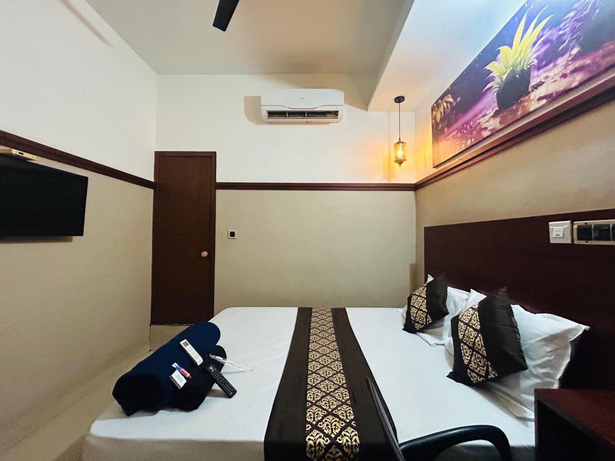 Rio Rooms Medical College Kozhikode Eksteriør bilde