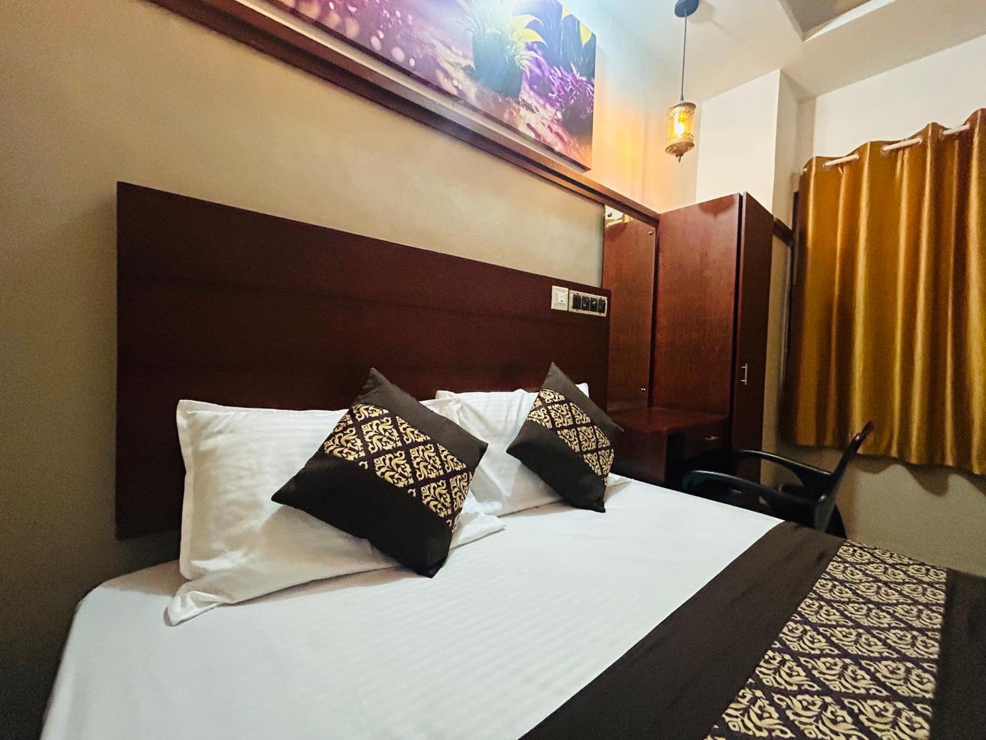 Rio Rooms Medical College Kozhikode Eksteriør bilde