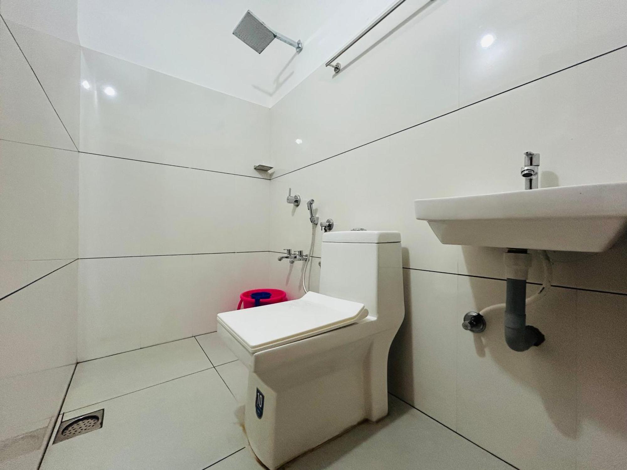 Rio Rooms Medical College Kozhikode Eksteriør bilde