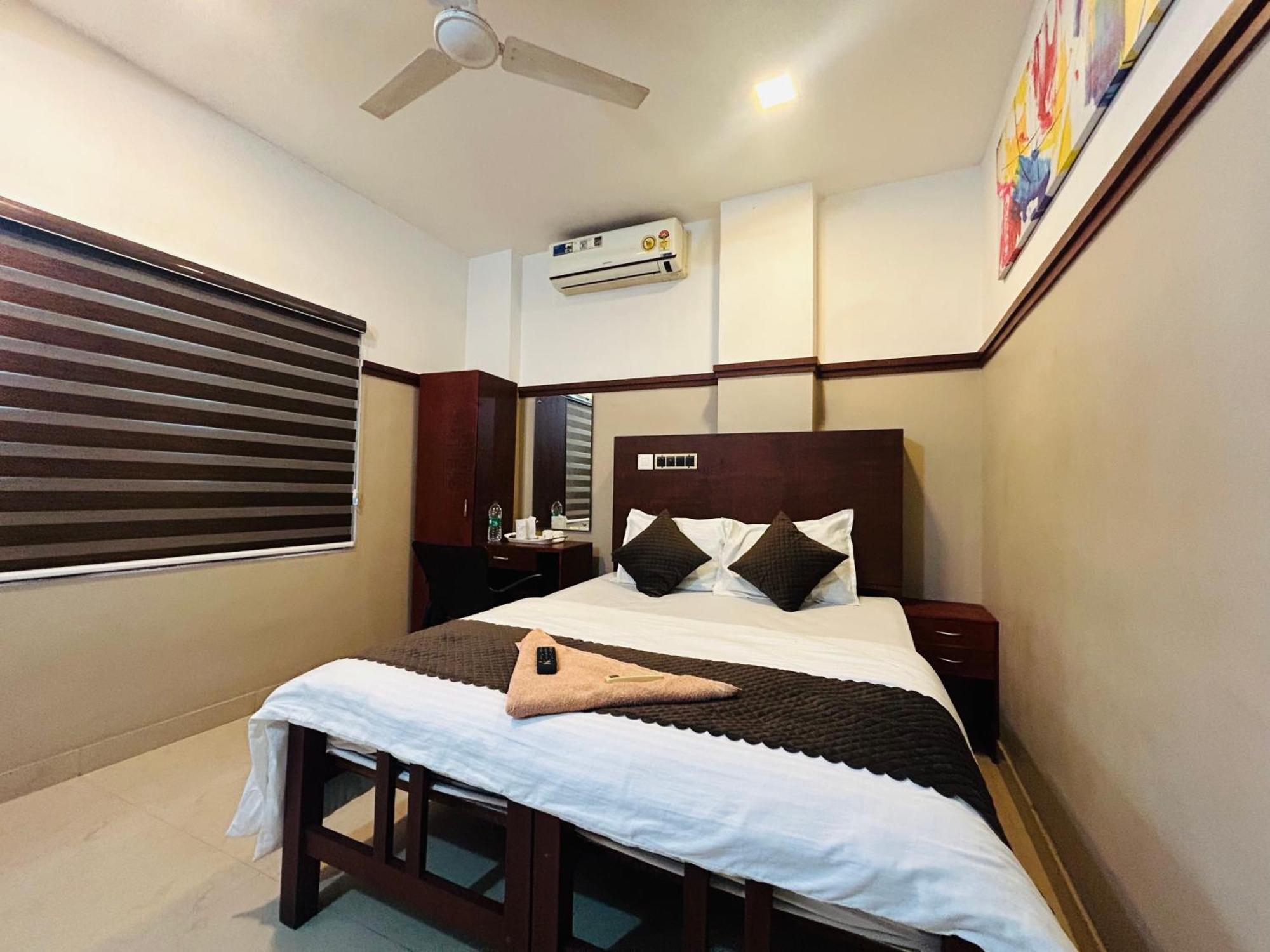 Rio Rooms Medical College Kozhikode Eksteriør bilde